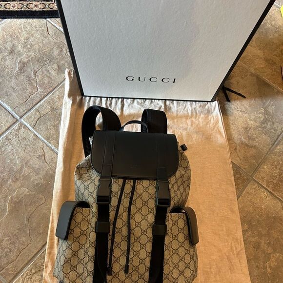 Men’s Gucci GG Supreme extra large backpack double buckle canvas new with tags - Picture 11 of 15